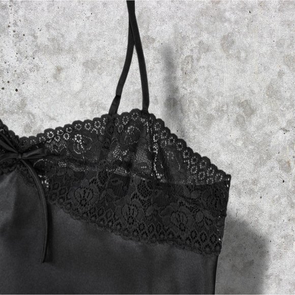 Morgan Taylor Intimates Black Satin Lace Teddy/Nightie sz M - Picture 5 of 5
